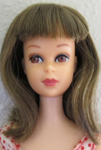 Brunette Straight-Leg Francie head shot from 1966